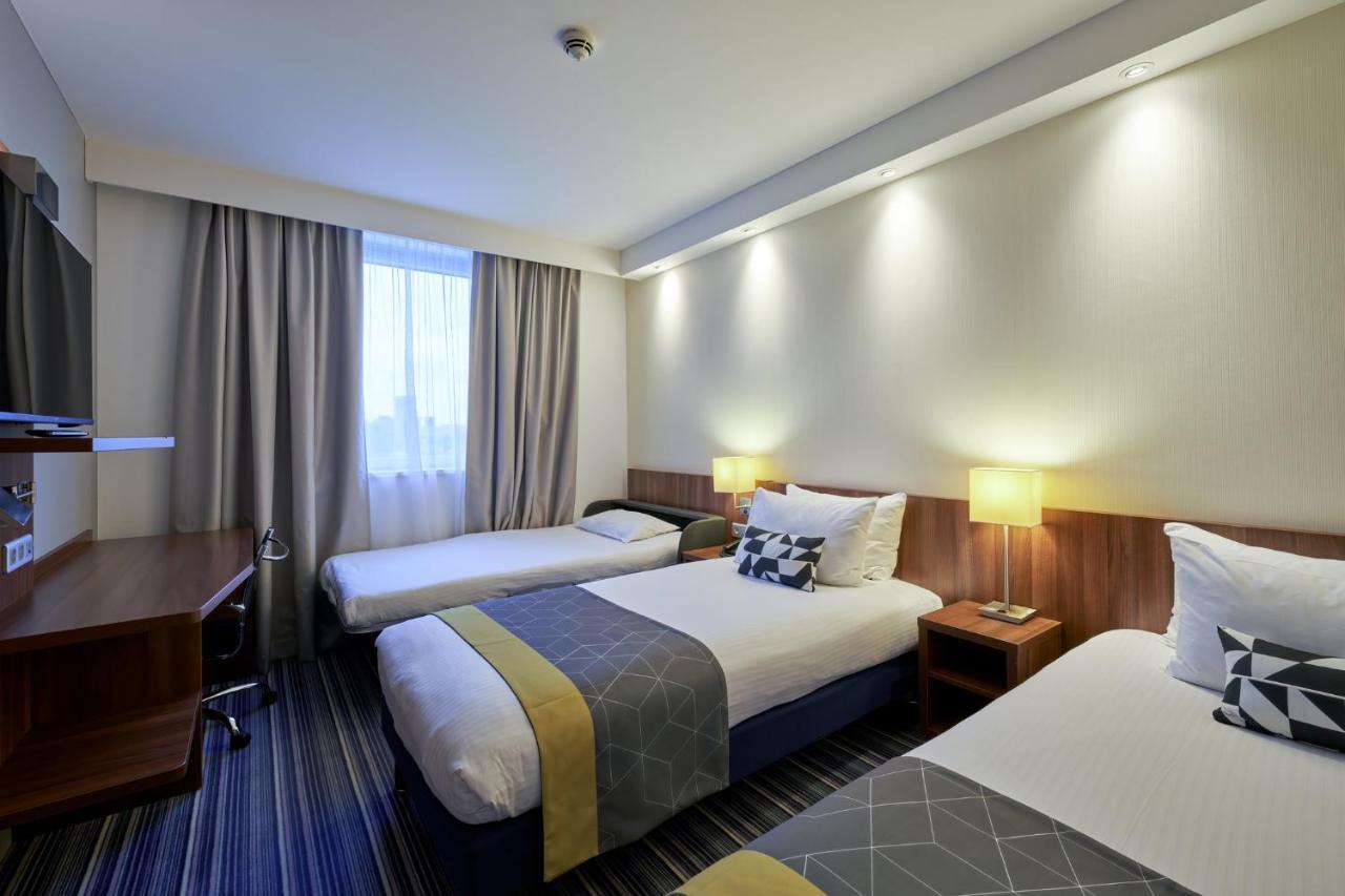 Express Centre By Ihg