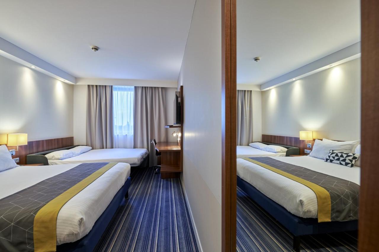Express Centre By Ihg Otel 3*