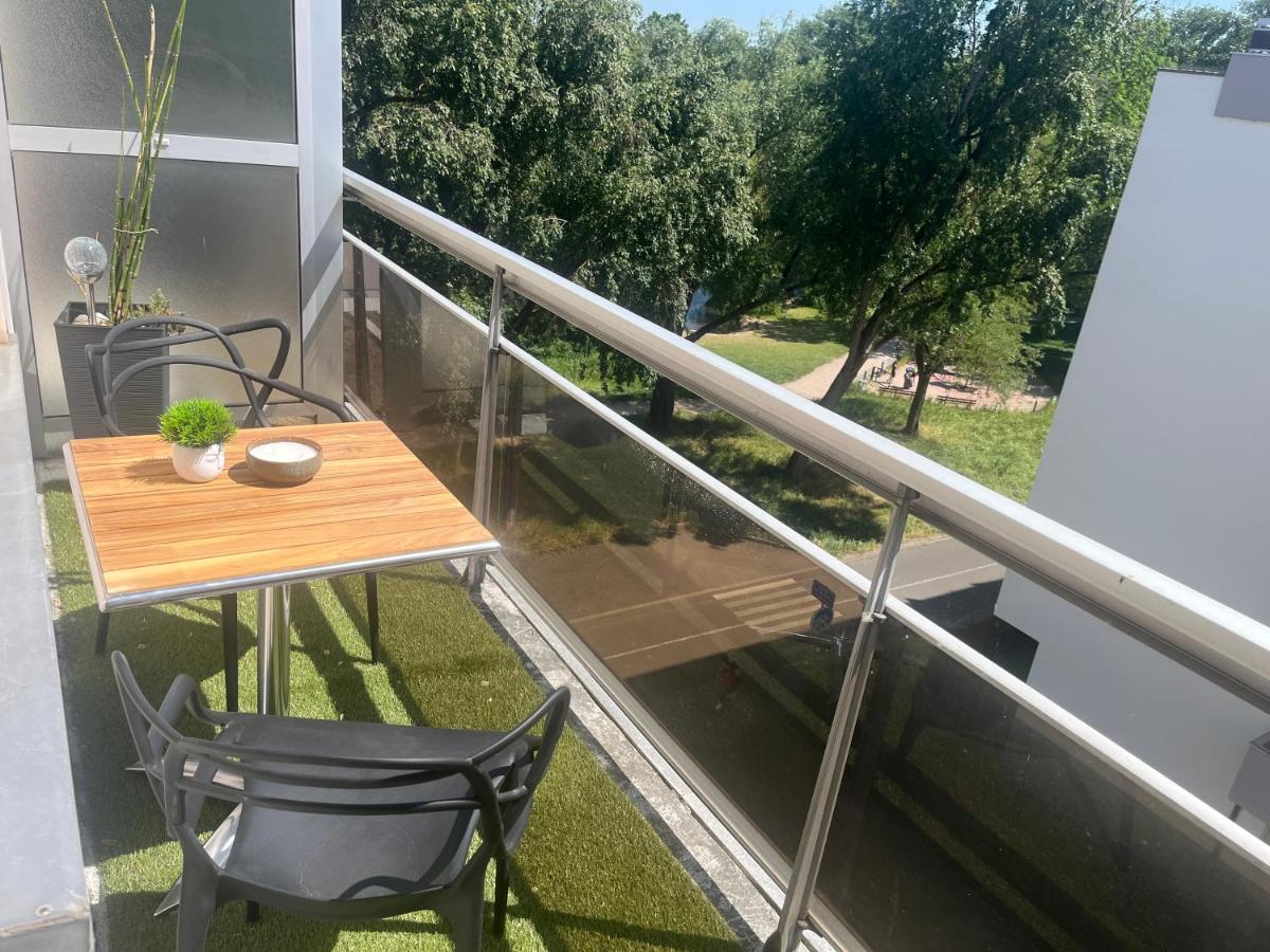 Strasbourg, Cosy Au Bord De L Eau *