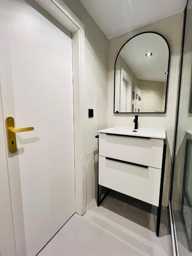 Chez Sandrine, Mon Elegant + Parking Daire