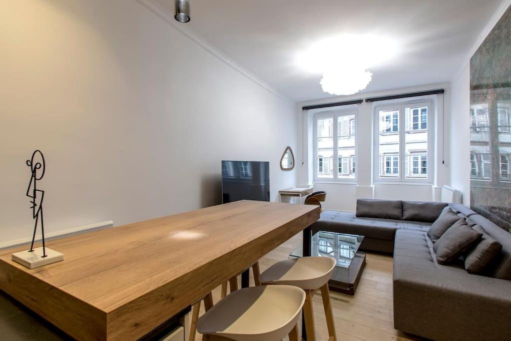 Appartement Le Carre D'or - Pres De La Place Gutenberg *