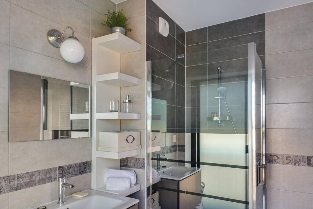 Appartement Bassin D'austerlitz - Avec Terrasse Dans L'une Des Tours Black Swans *