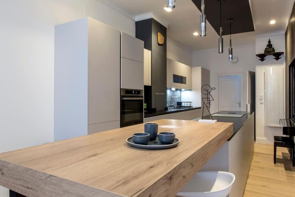 Appartement Le Carre D'or - Pres De La Place Gutenberg Strasbourg