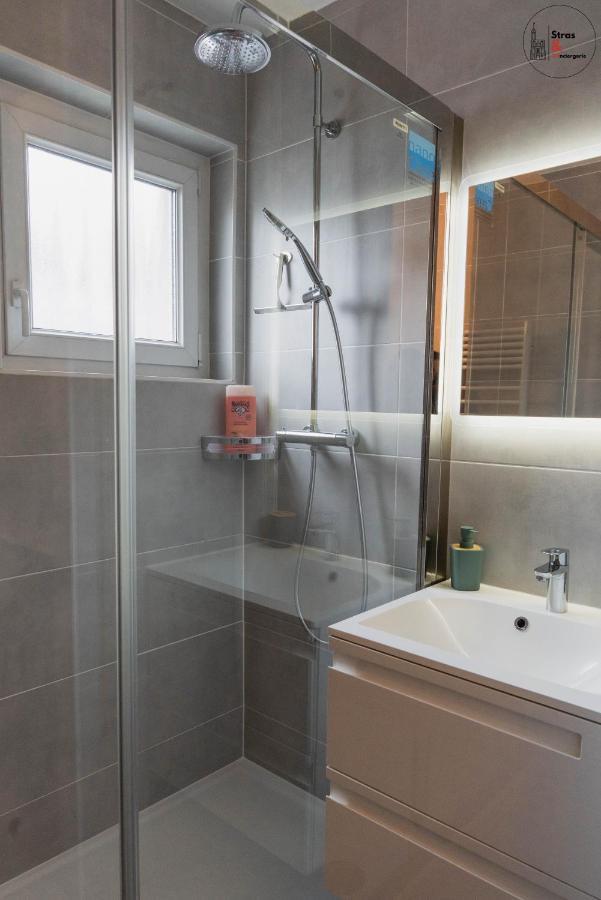 Chez La Clo' - Joli 2 Pieces, Parking Gratuit, Acces Direct Tram 2 Min A Pied * Strasbourg