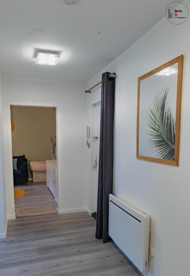 Chez La Clo' - Joli 2 Pieces, Parking Gratuit, Acces Direct Tram 2 Min A Pied Apartment *