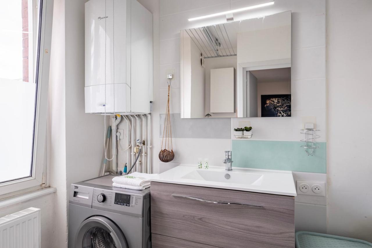 Apartament Proche Hyper-centre, Marche De Noel - Tram 5 Min
