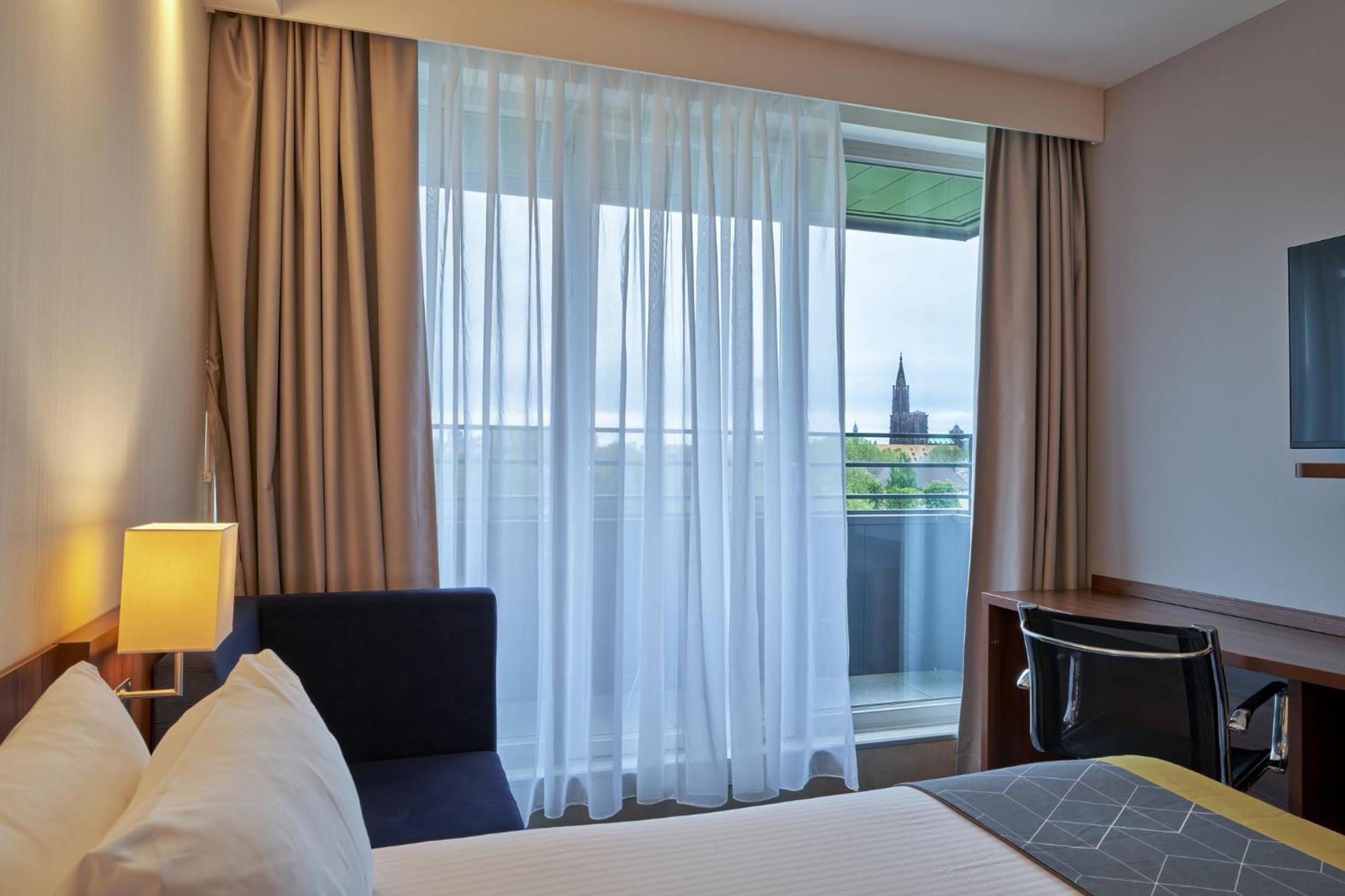Otel Express Centre By Ihg 3*