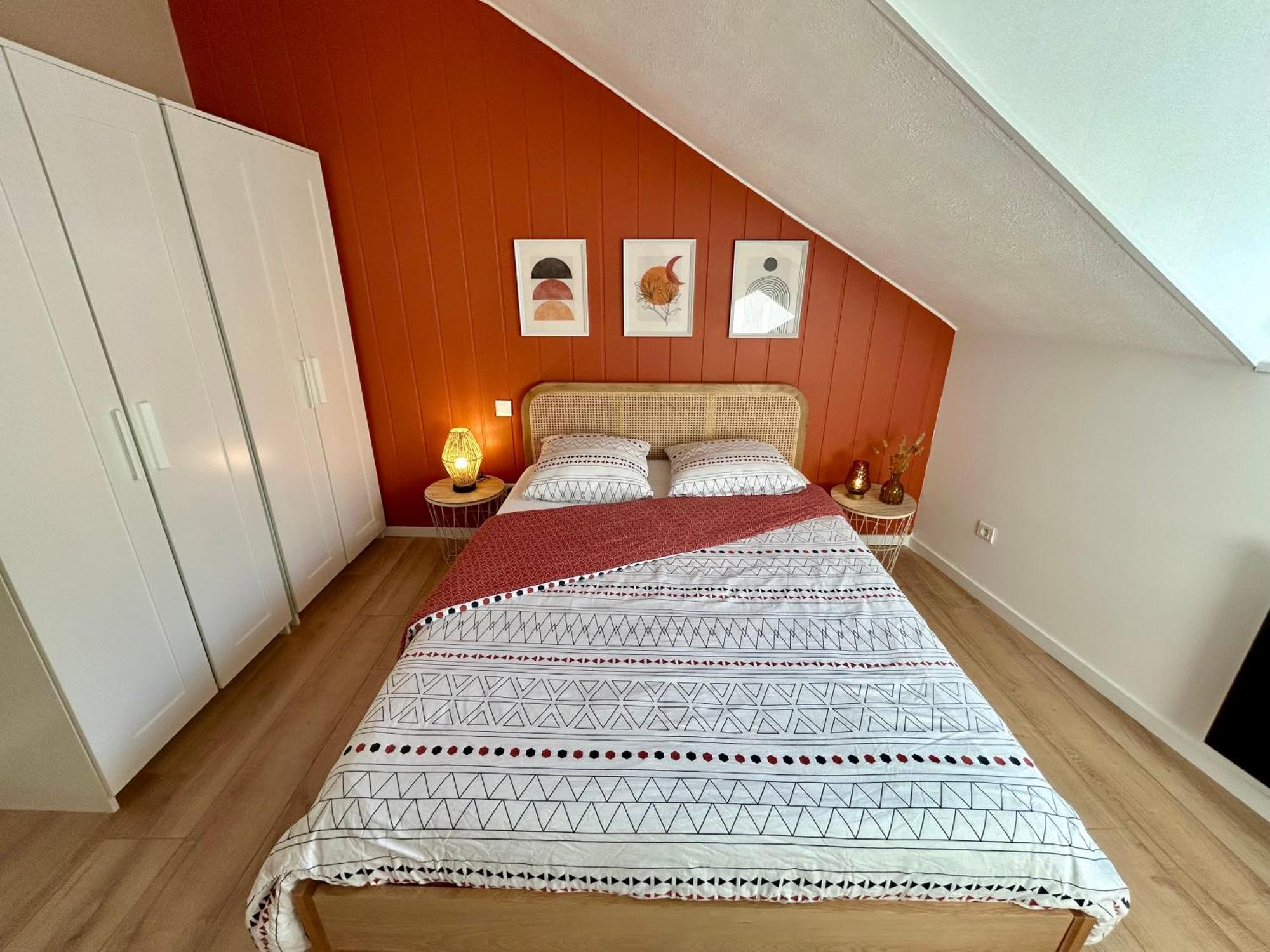 Douce Agathe - Duo-groupe, Chaleureux, Tram 200m, Centre 10min Appartement