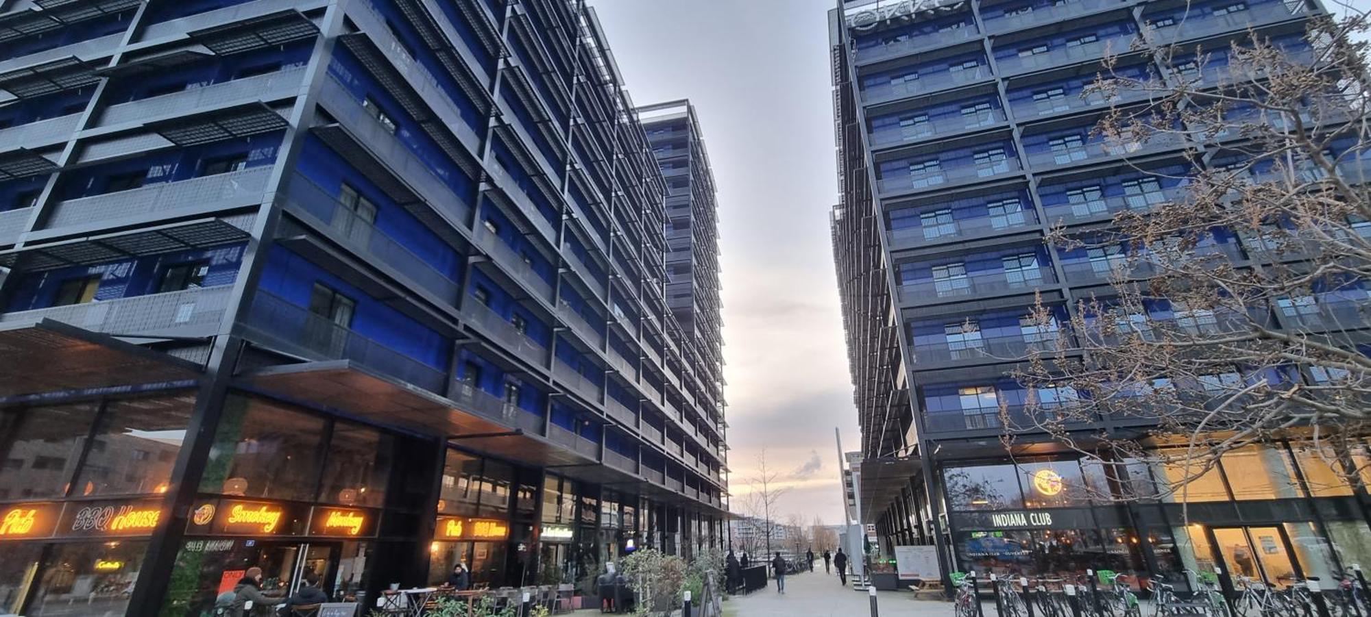 Apartament Bel Appartement Contemporain Avec Terrasse Climatisation Et Parking Payant En Option *