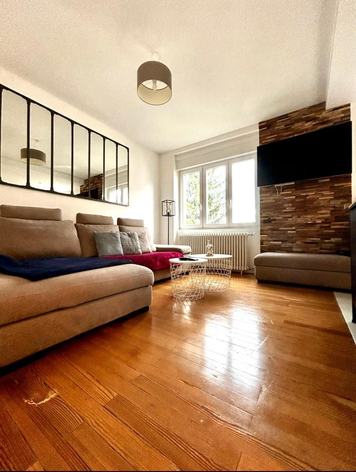 * Hammam * Superbe * Neudorf Estrasburgo