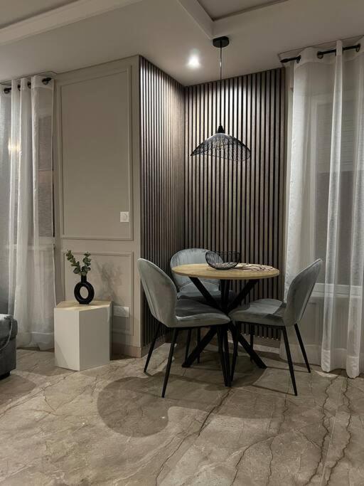 Luxueux Pres De La Cathedrale Appartement