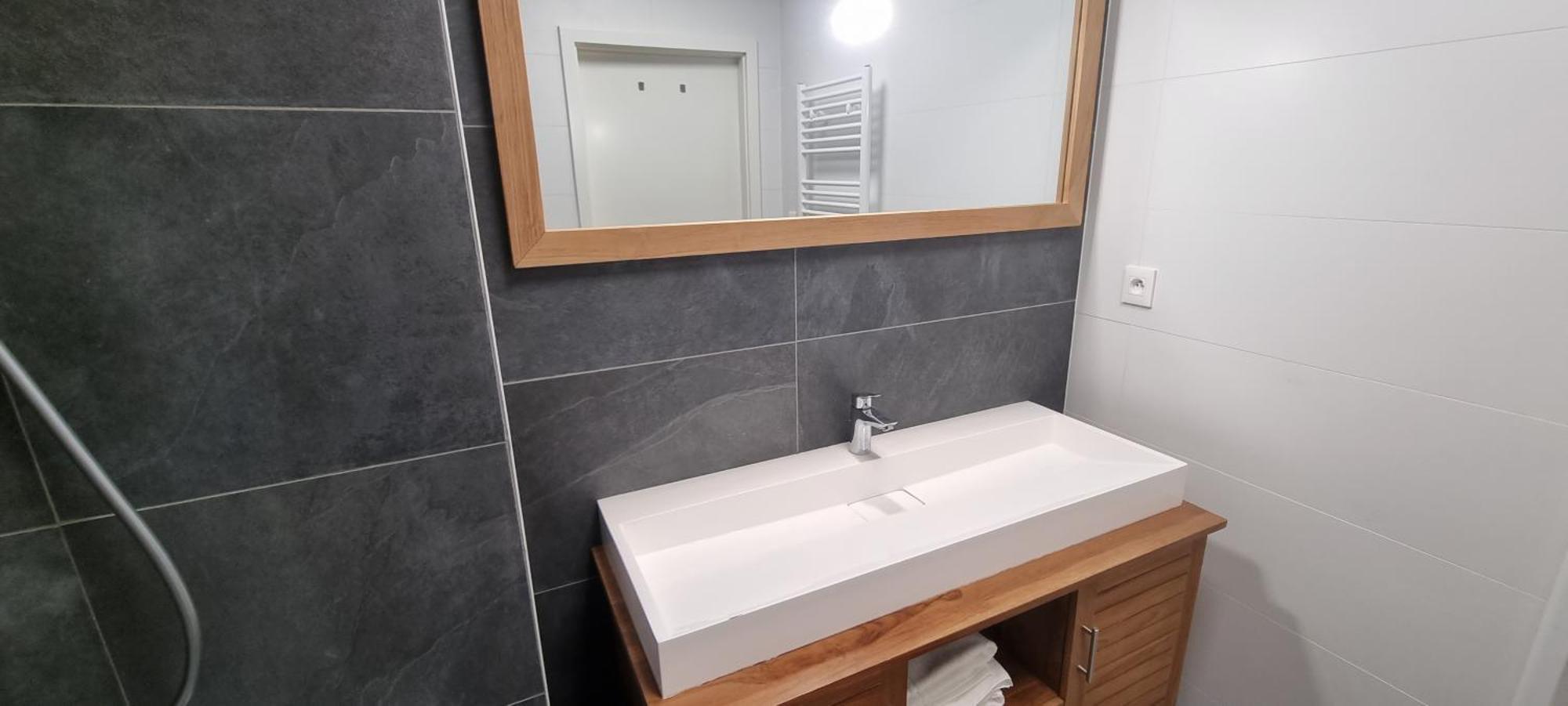 Bel Appartement Contemporain Avec Terrasse Climatisation Et Parking Payant En Option Apartament Strasburg