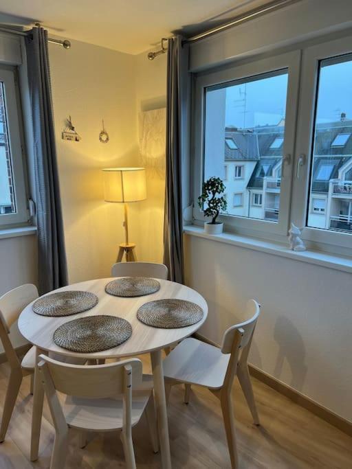 Adorable Neudorf Parking Sous Sol Appartement Straatsburg