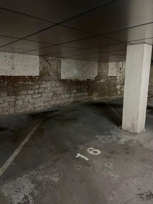 Appartement Adorable Neudorf Parking Sous Sol Straatsburg