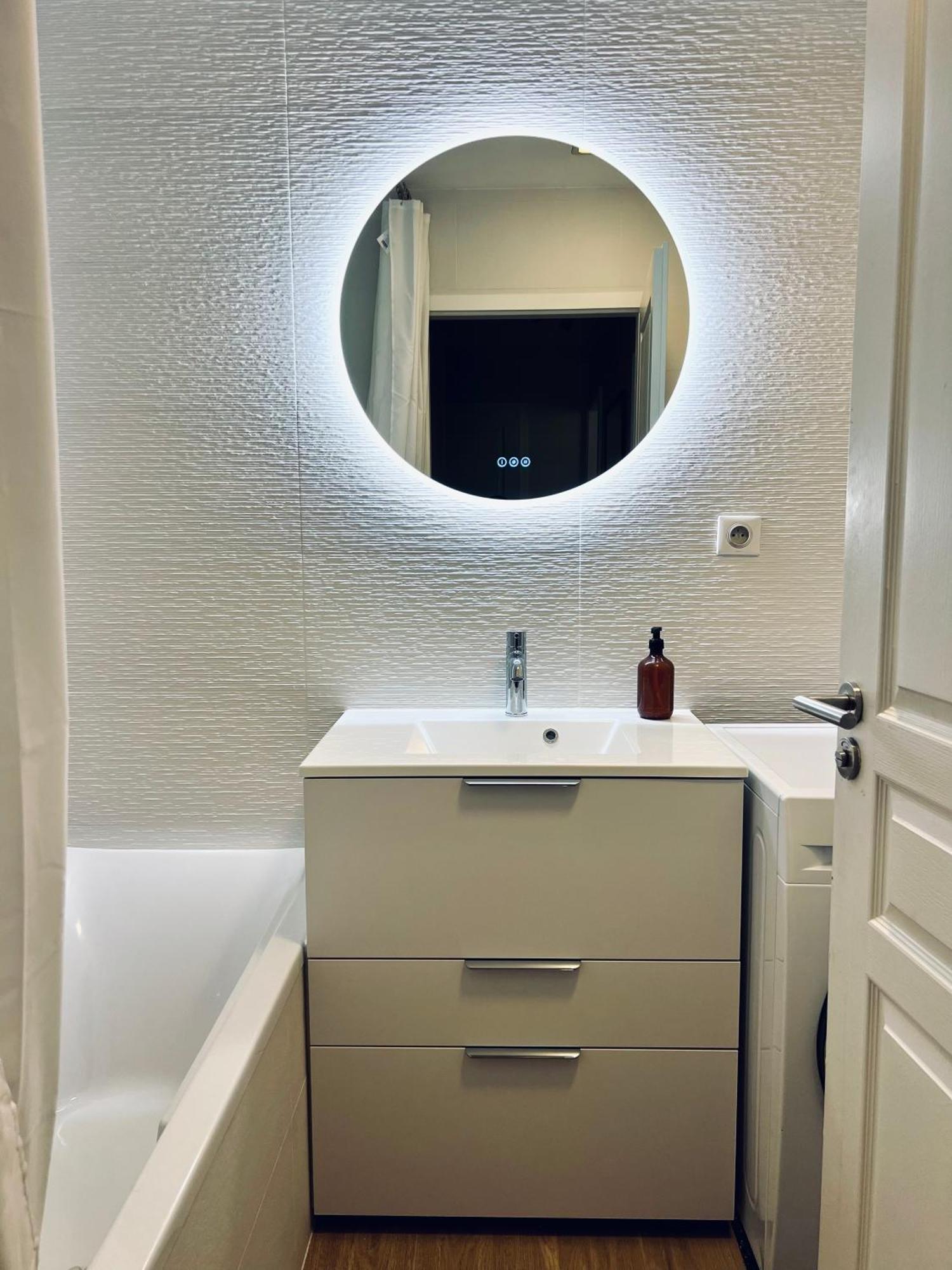 Climatise 3 Etoiles T3 Chic A Avec Billard Et Terrasse Appartement Strasbourg