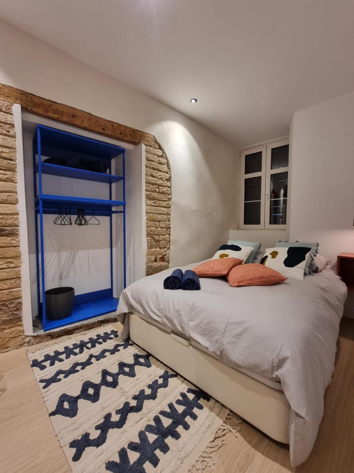 Hyper Centre Apartament *