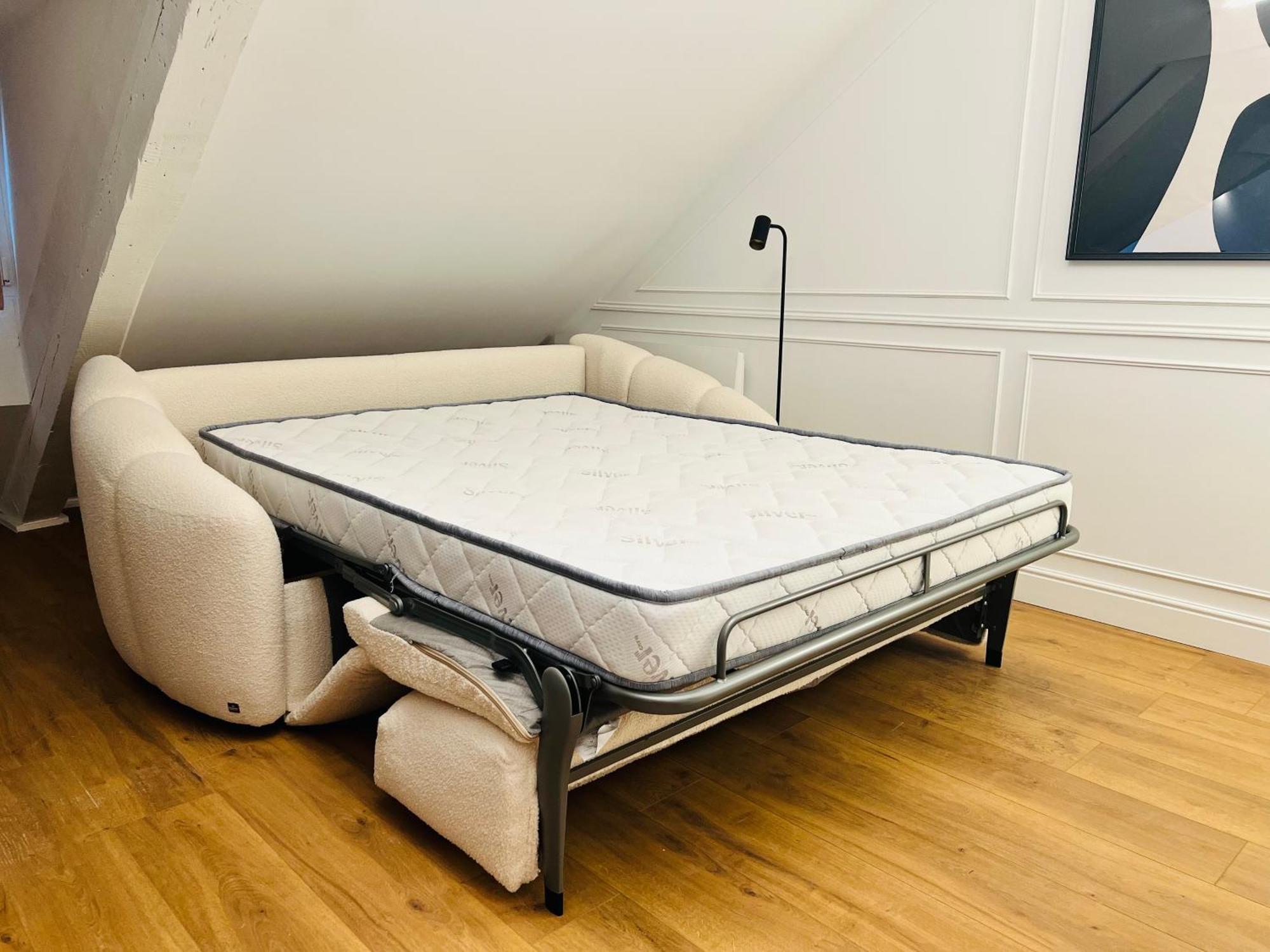 Chez Sandrine, Mon Elegant + Parking