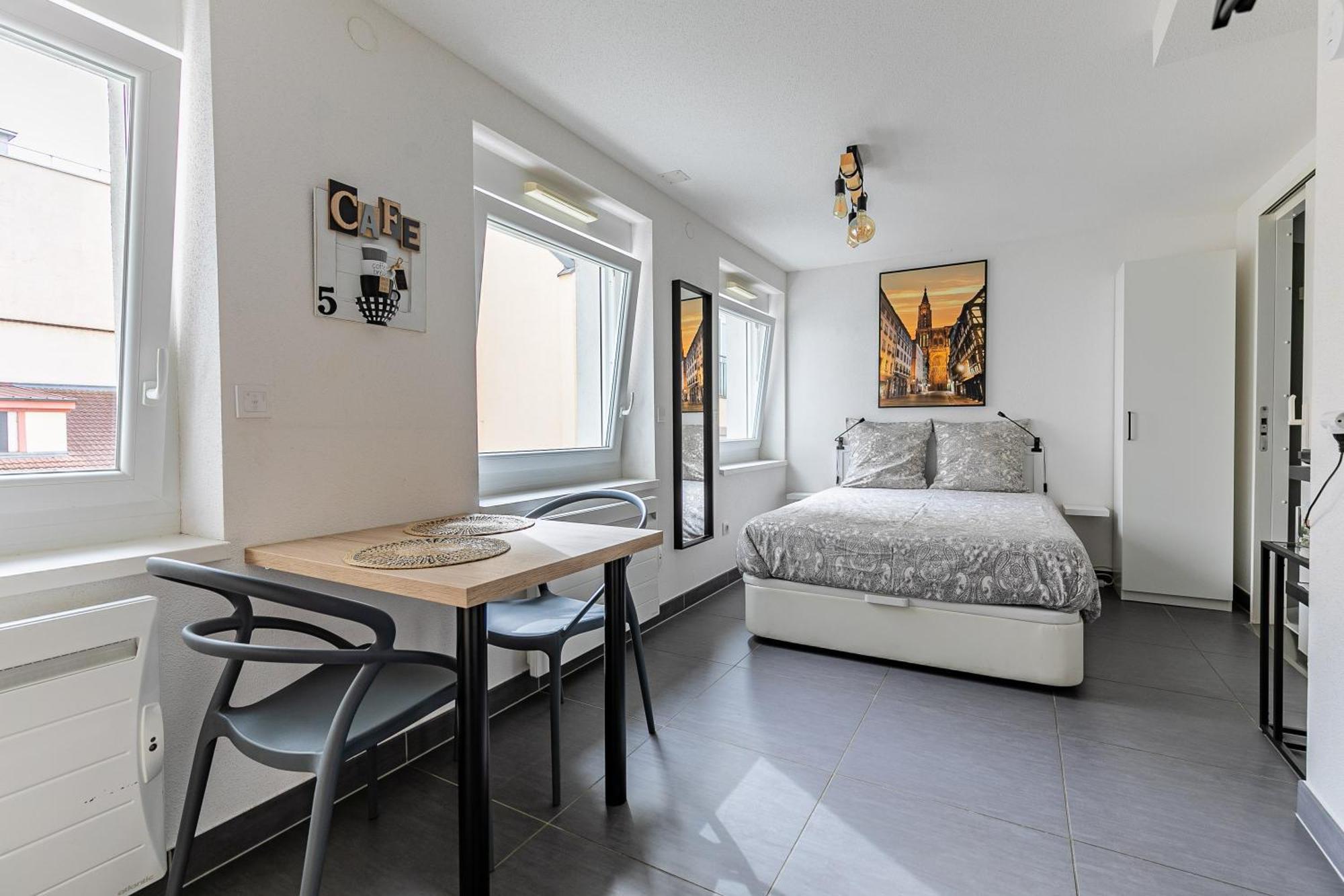 Le Premium, Hyper Centre, Equipe Appartement *