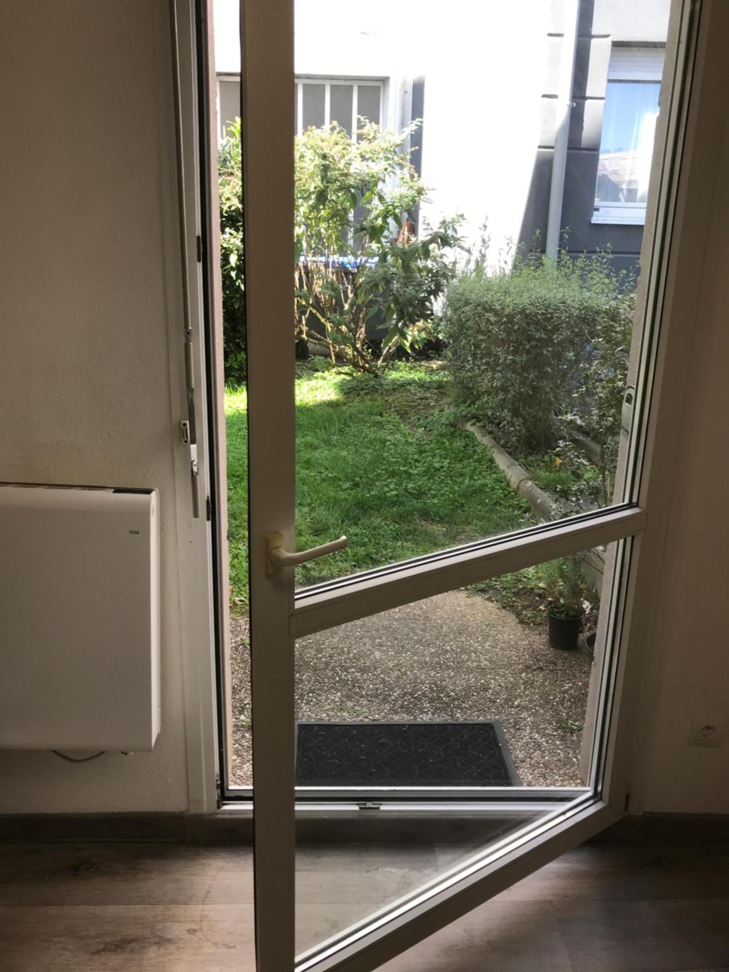 Appartement Coquet Proche Centre *