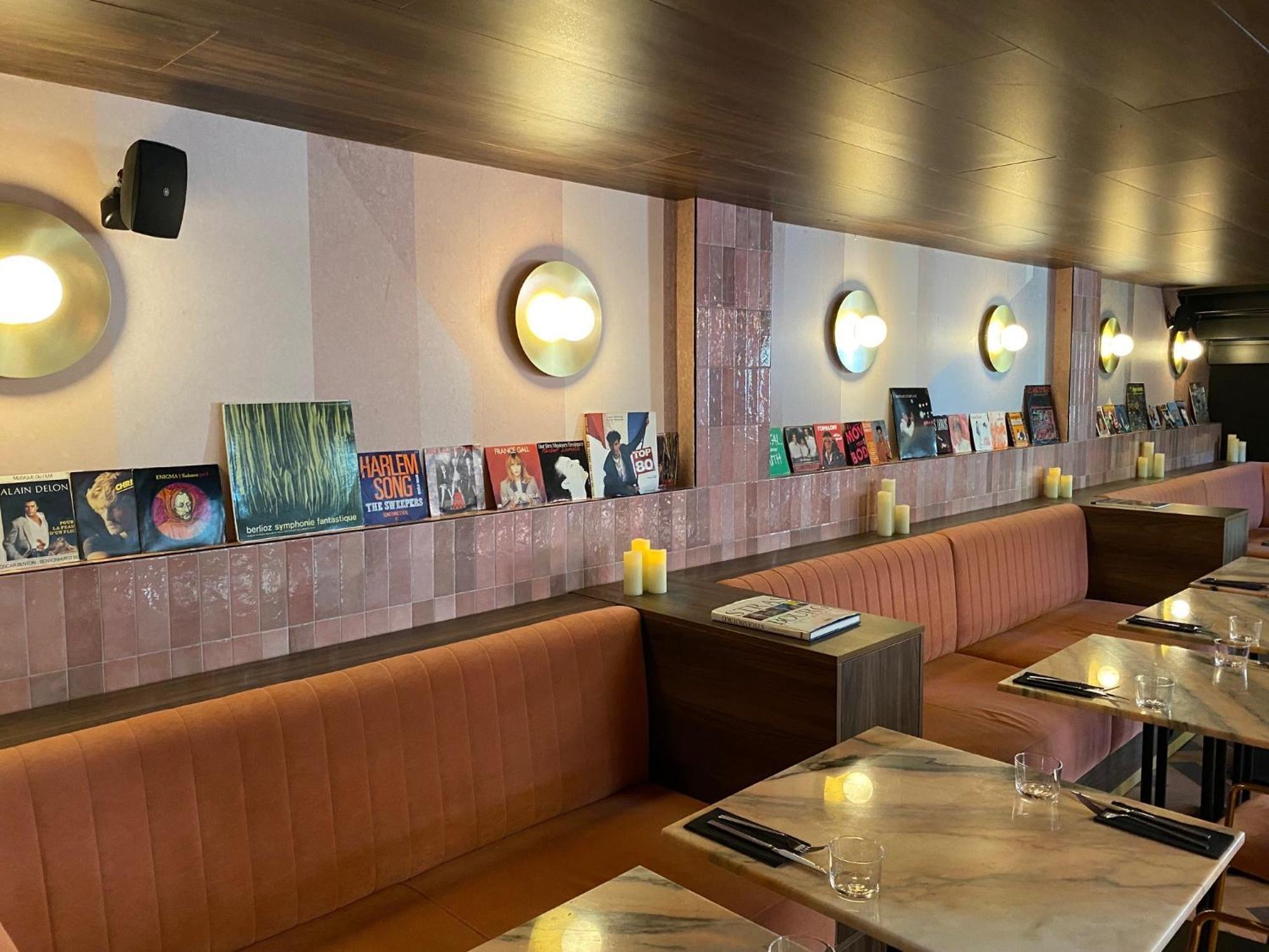 Clapclap Hotel, Food & Bar Hotel Strasburg