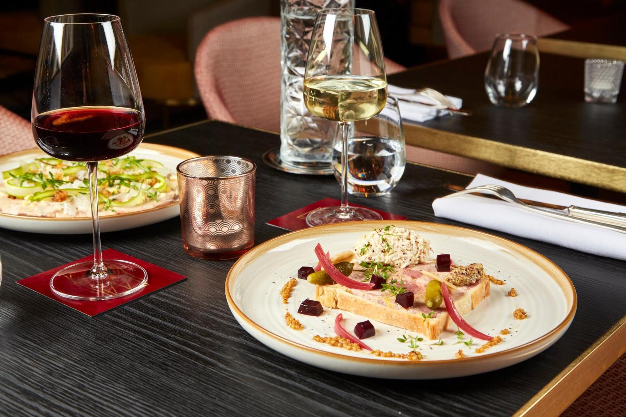 Hotel Maison Rouge & Spa, Autograph Collection 5*