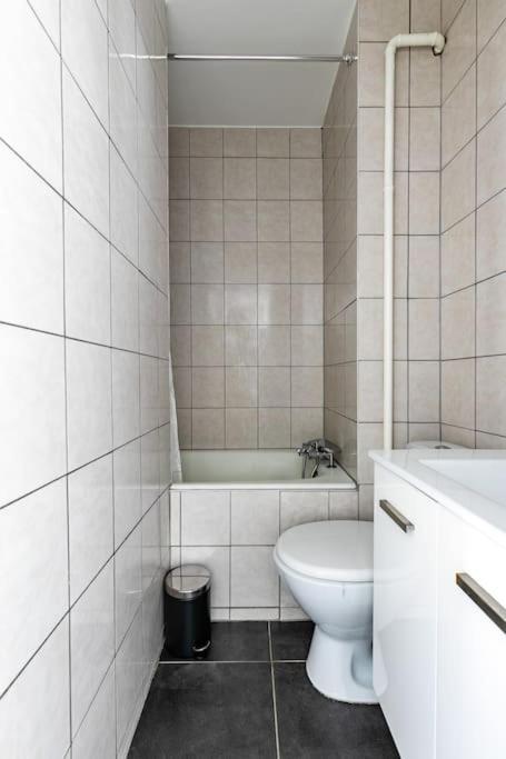 Strasbourg/gare +balcon Apartment