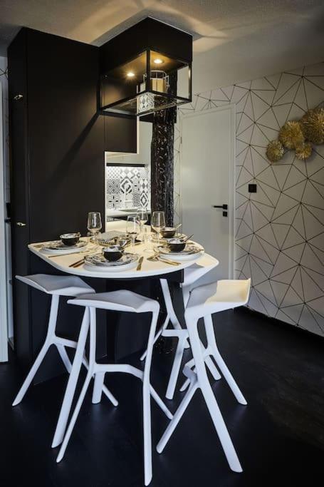 Appartement Petit Ecrin Confortable Au Pied Cathedrale !