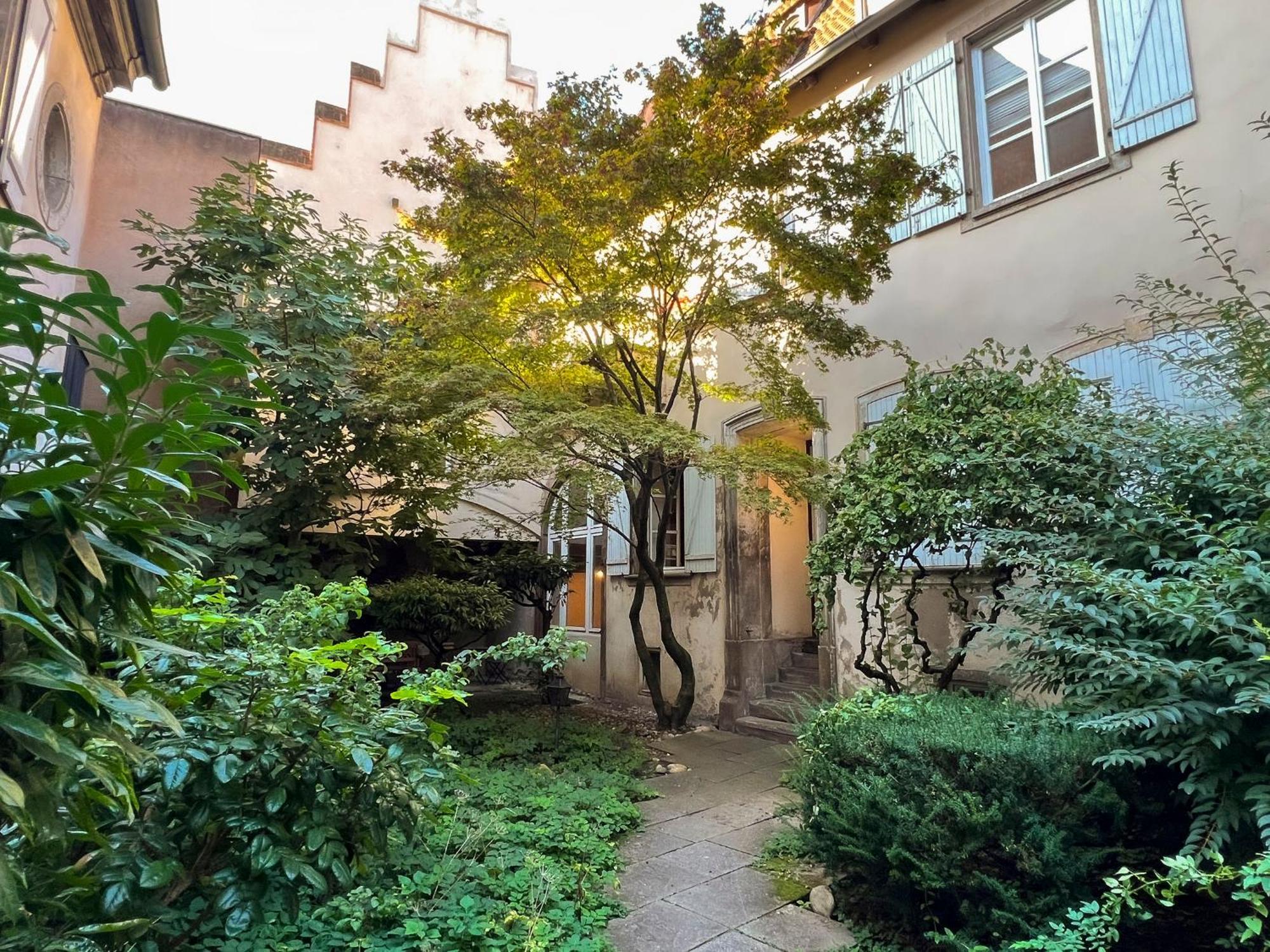 Apartment La Petite Cour - Atypique, Calme Et Cozy *