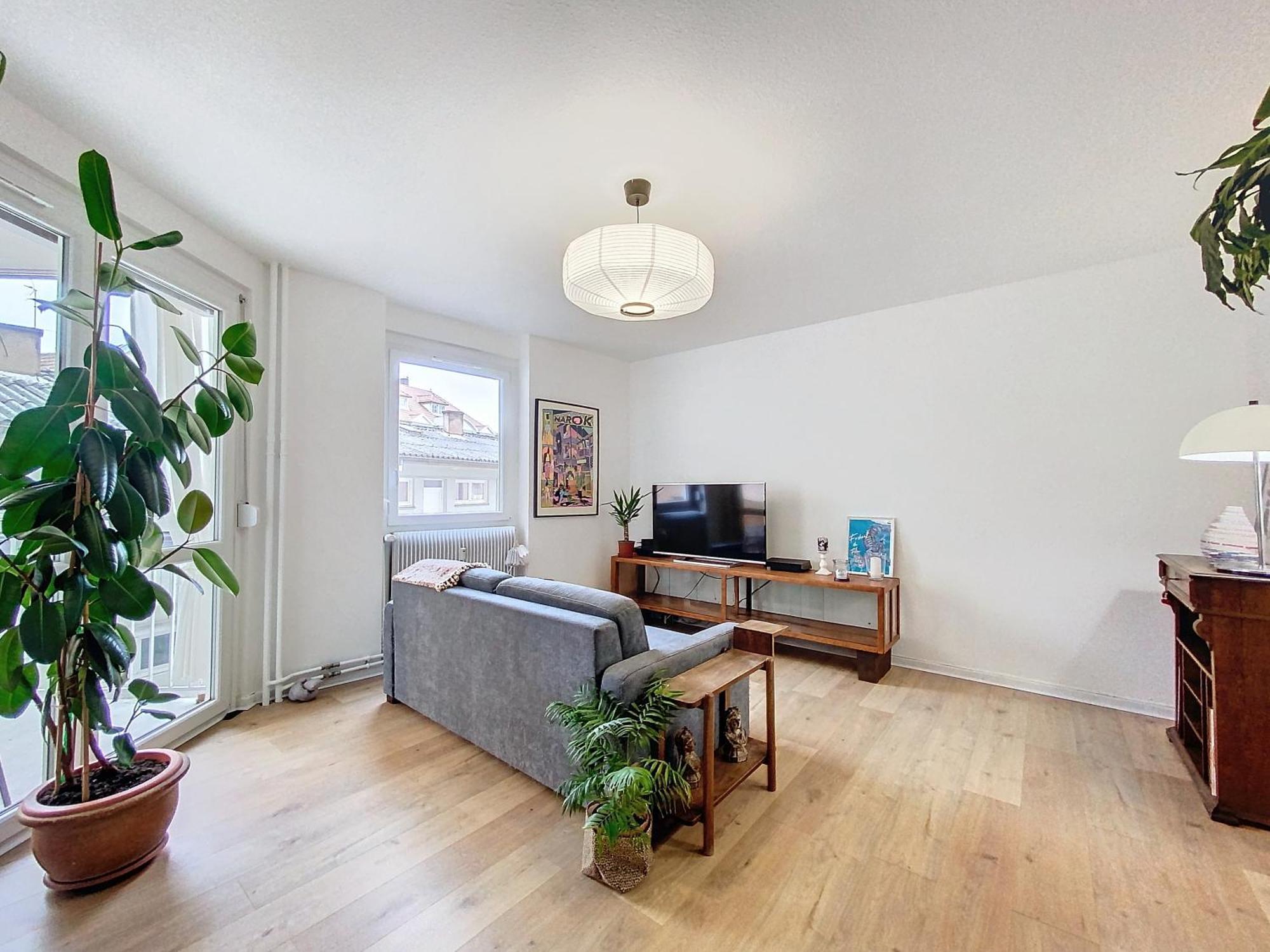 Appartement Wooden - Renove - Cosy - Proche Centre-ville - Transports *