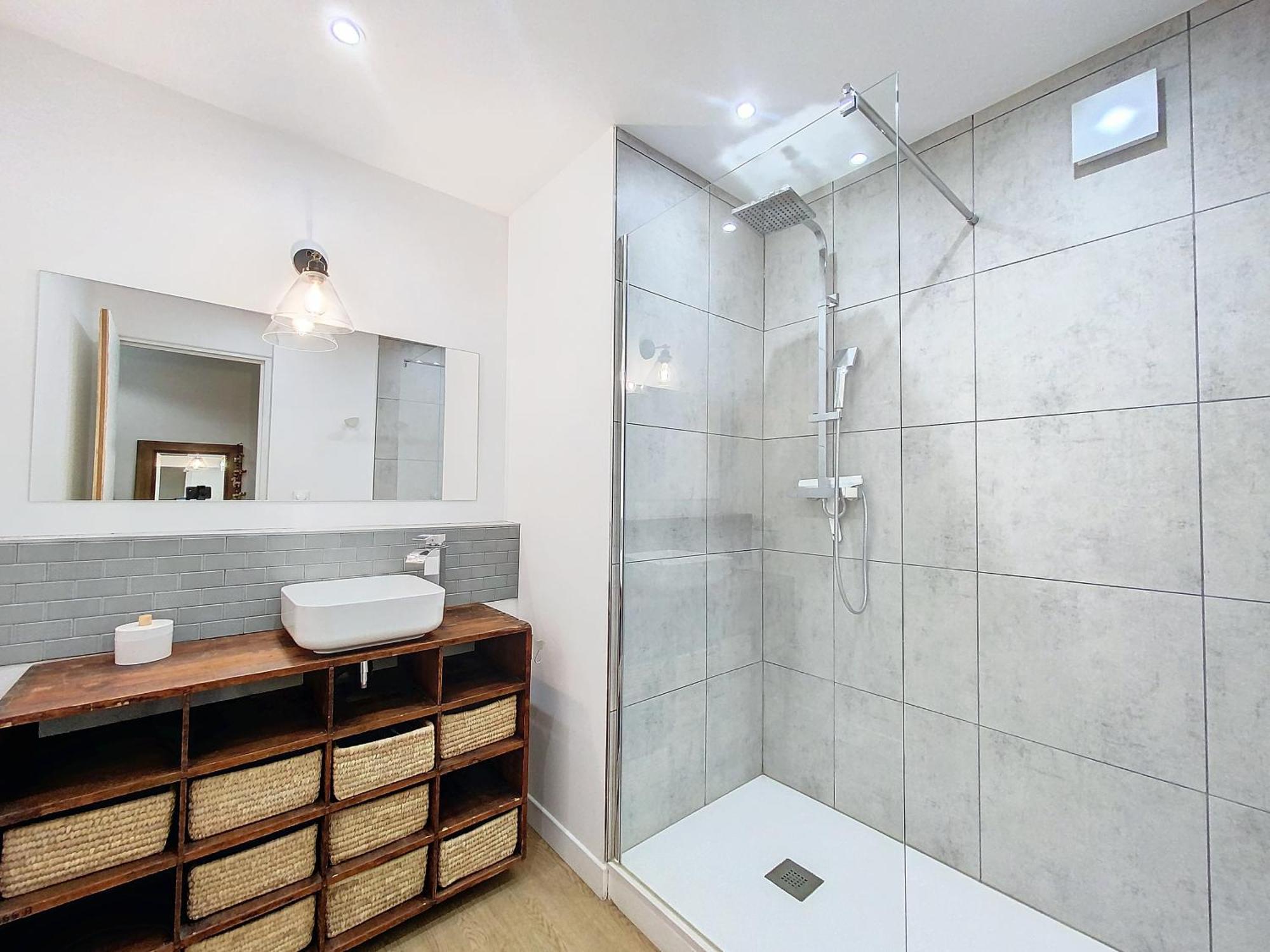 Appartement Wooden - Renove - Cosy - Proche Centre-ville - Transports Strasbourg
