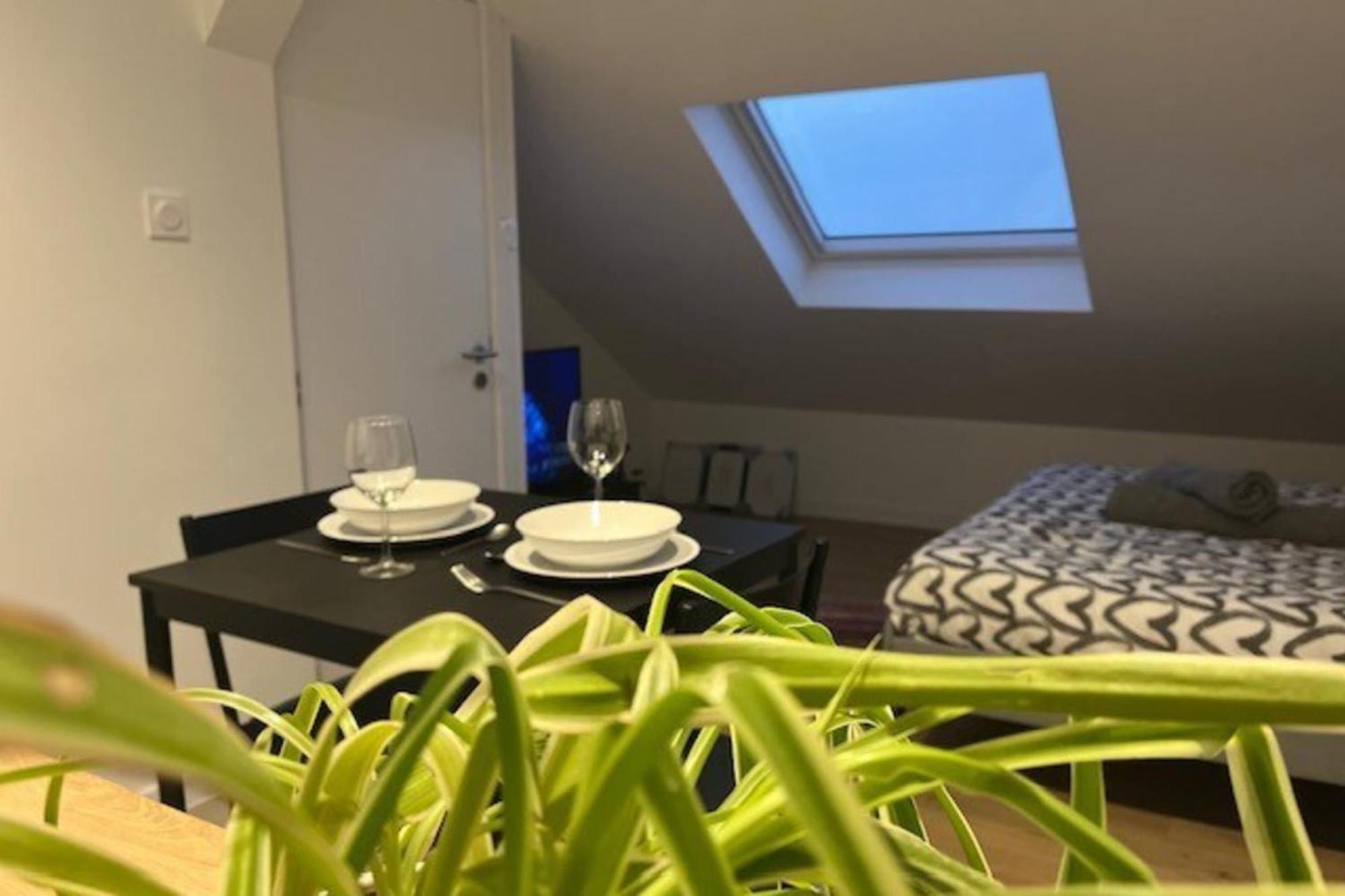 Cosy Rent Station Tv Wifi Apartment *