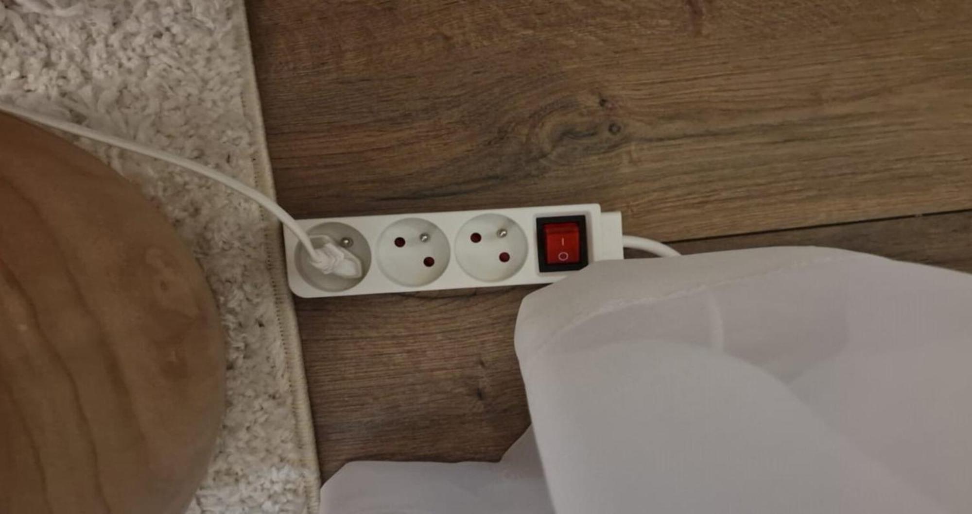 Appartement Lit Rond Tres Grand Et Confortable - Garage Possible Ou Parking Gratuit Rue - Gare 2 Min Et 4 Min En Tram - Ciel Etoile - Netflix Videoprojecteur - Luxe Et Evasion Straatsburg