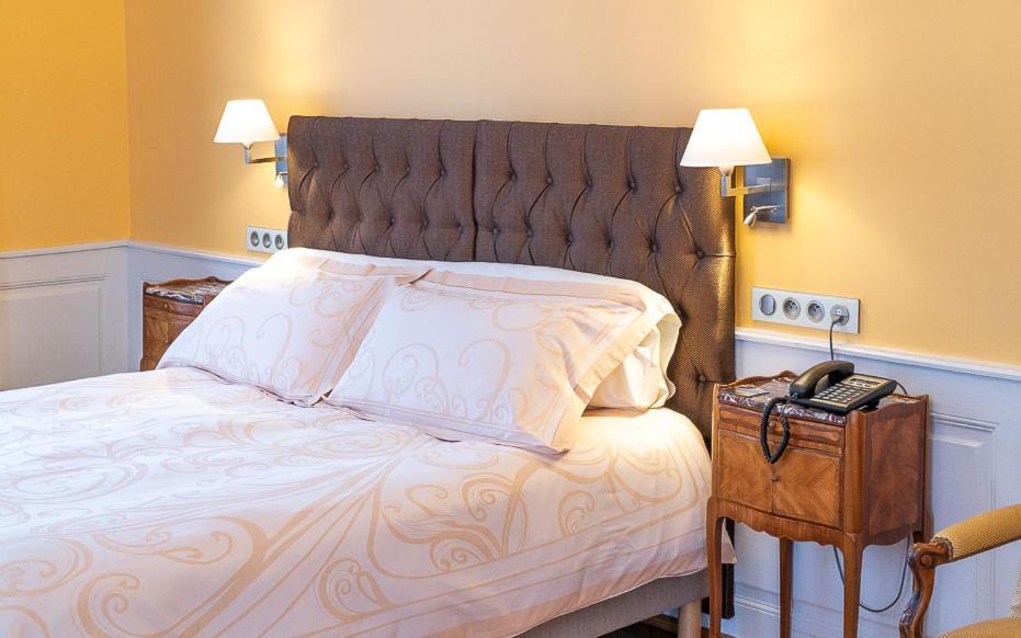 Otel & Le Bouclier D'or