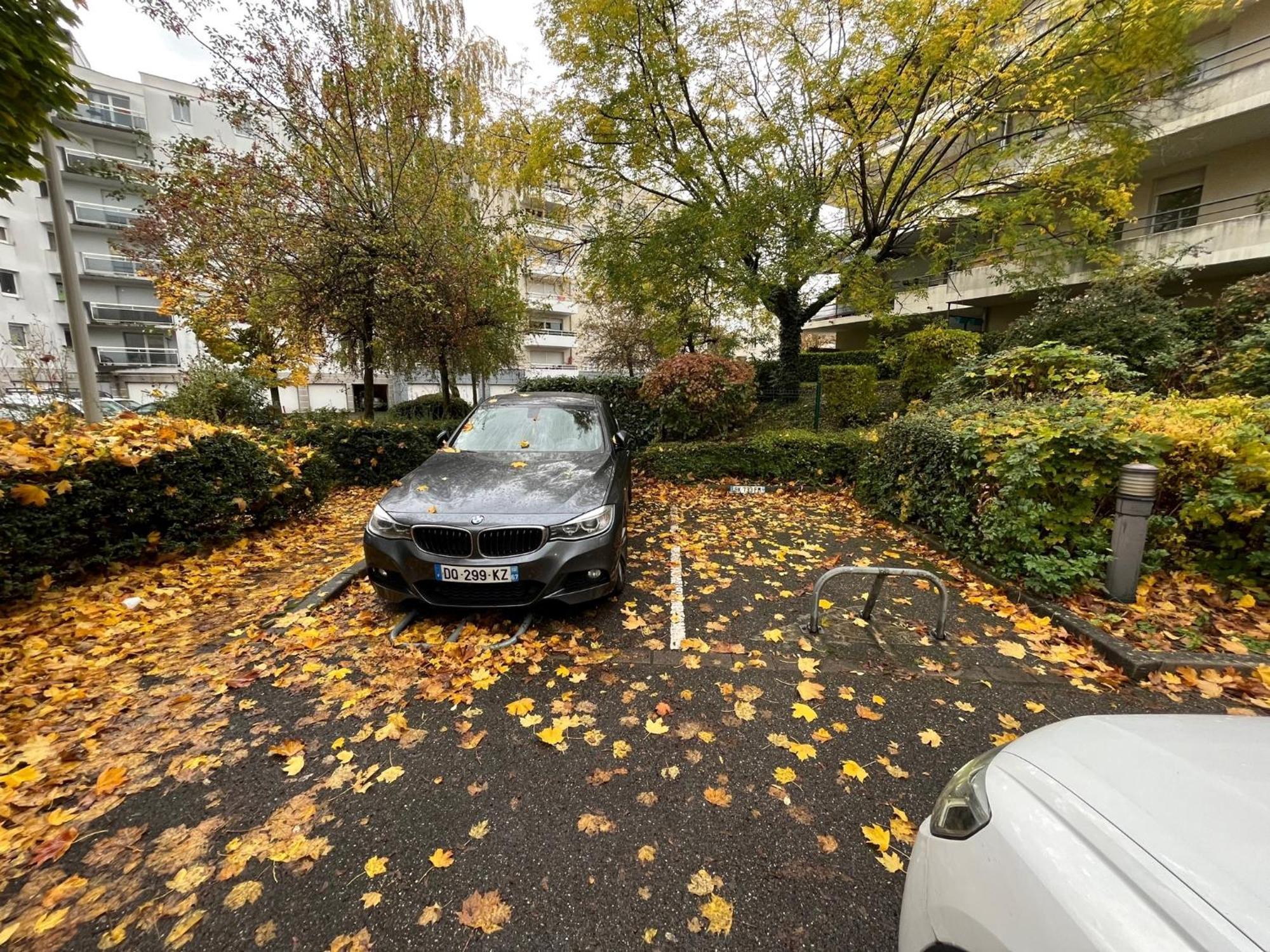 Charmant T2 + Parking Et Balcon