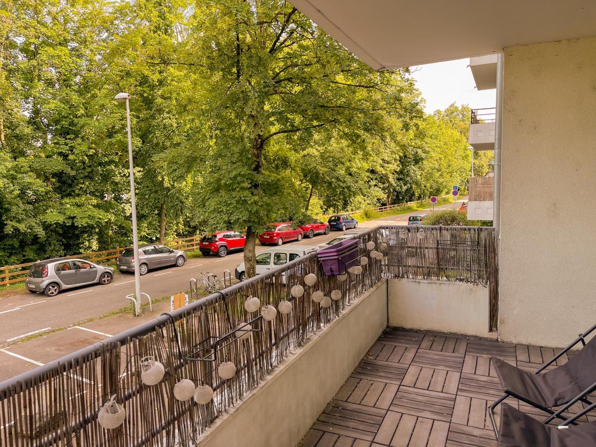 Neudorf + Garage Apartamento *