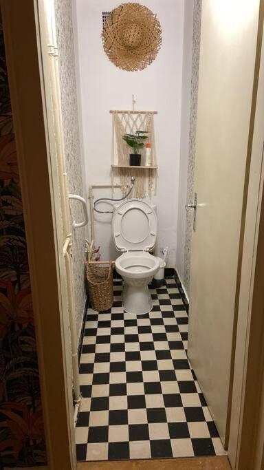 Apartment Charismatique Orangerie-10min Parlement Eu-wifi-tv *