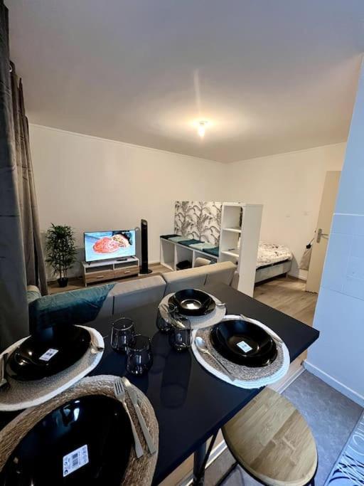 Centre Apartment *