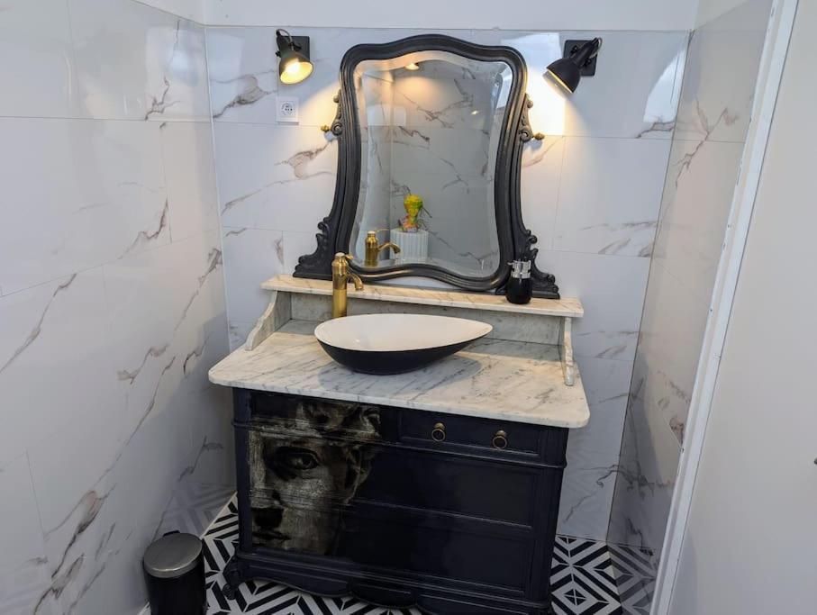Apartment Experience Unique, Themes & Jeux A Strasbourg, Appartement En Duplex Strasbourg