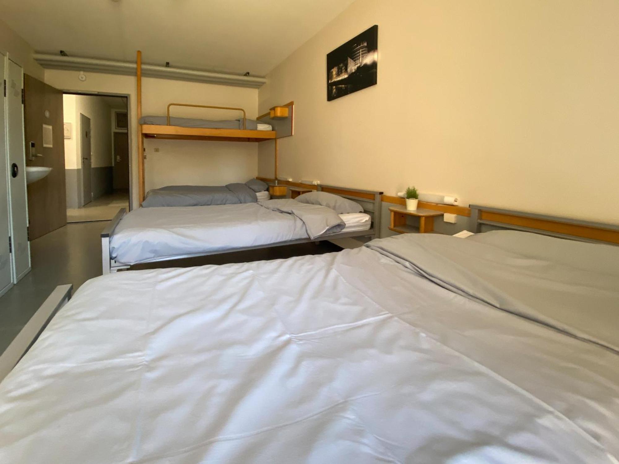 Hi 2 Rives Hostel