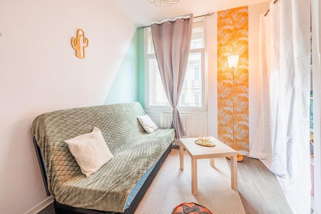 Halles Apartamento *