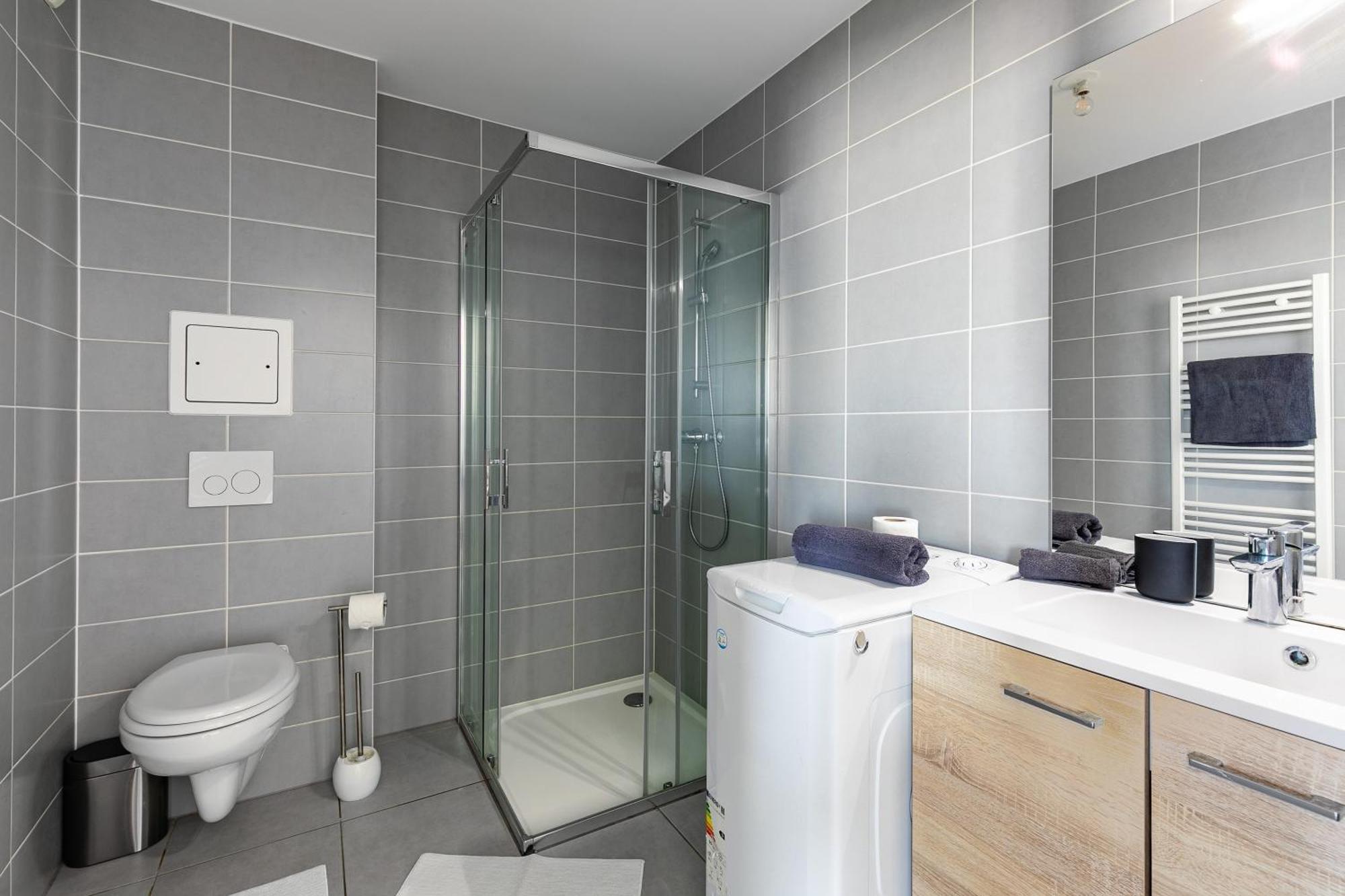 Magnifique 2 Pieces Centre Apartment *