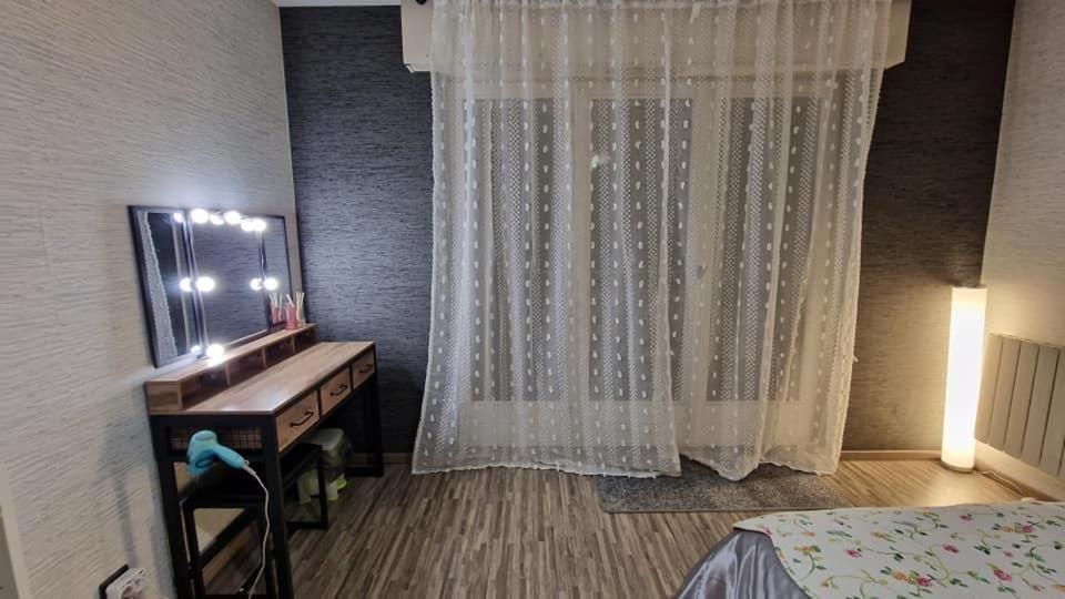 Lumineux Proche Du Centre Appartement