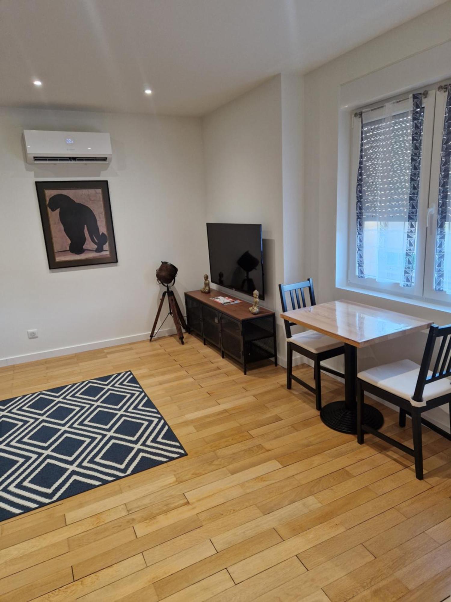 Cosy Neudorf Climatise Wifi 90m2 Strasbourg
