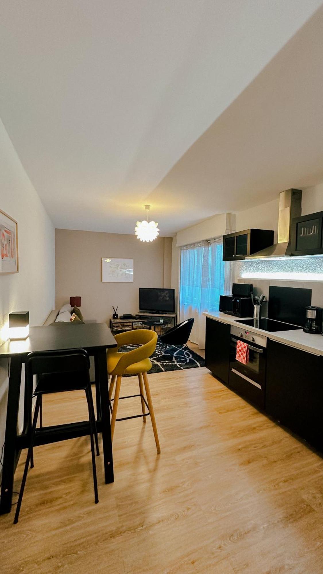 2 Pieces Cathedrale Proche Des Quais Appartement *