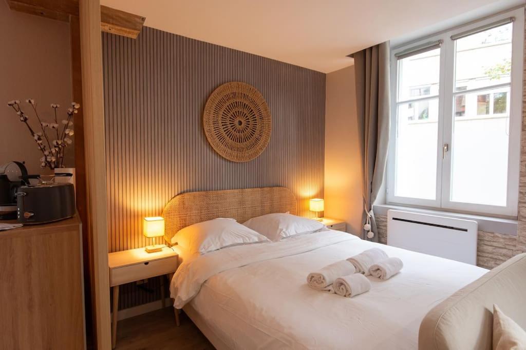 La Parenthese - Pres De La Petite France Apartment