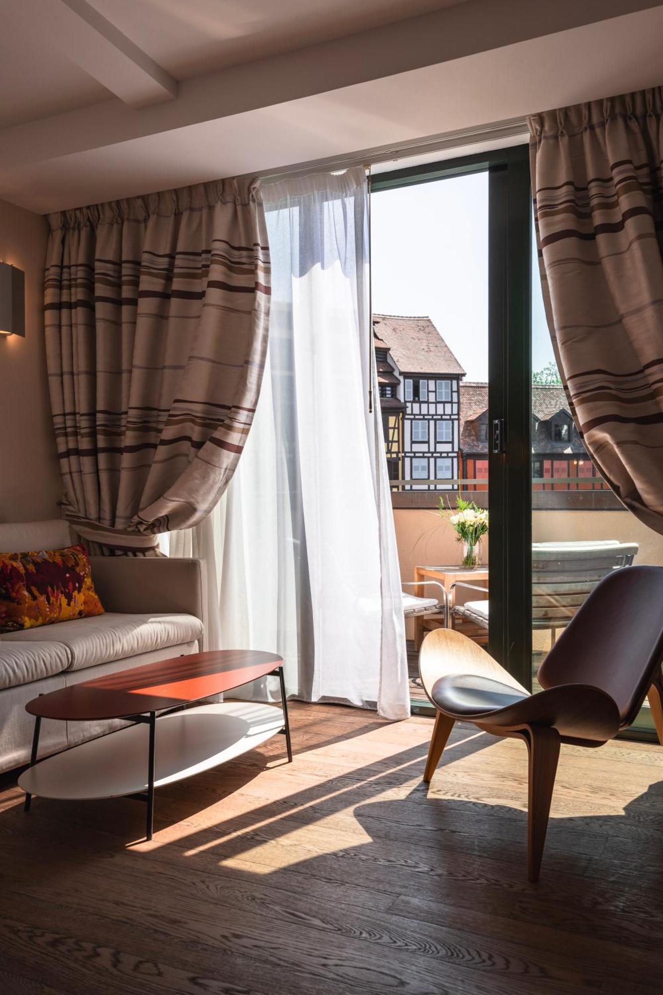 Hotel & Regent Petite France 5*