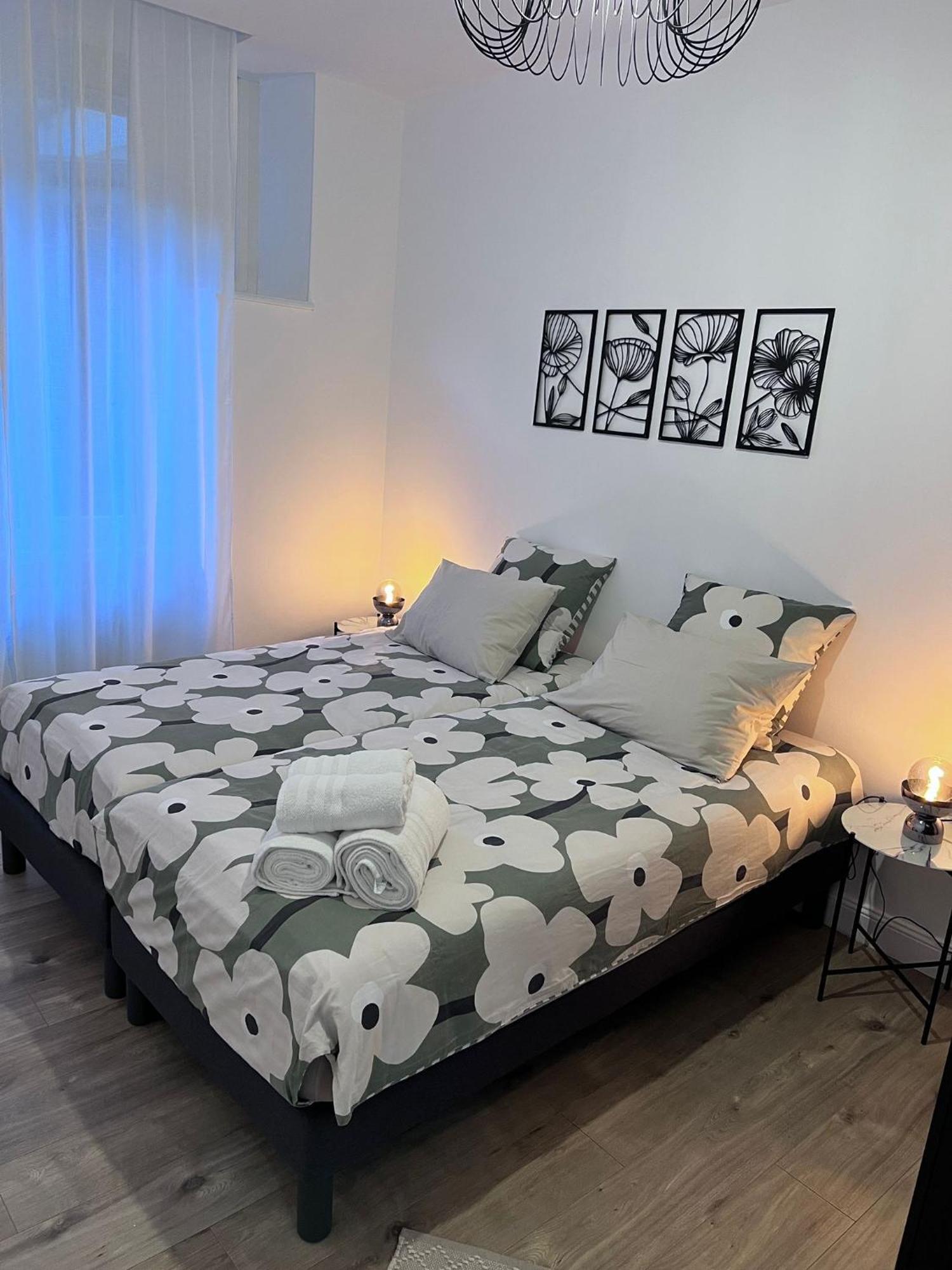 Le Rapp 6, De Standing 3 Chambres, 7 Personnes &1 Bebe, Cosy Et Familial Ultra Equipe Emplacement Ideal Proche Gare Centre Marches De Noel Quartier Tribunal Contades *