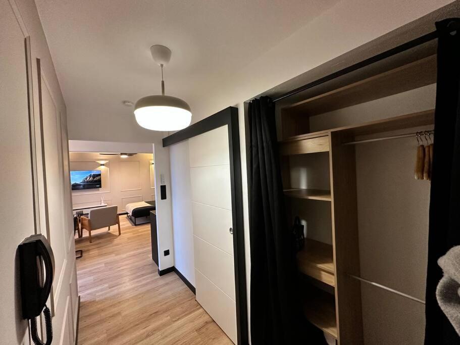 Neuf, Hypercentre, Parking, Balcon Apartment *
