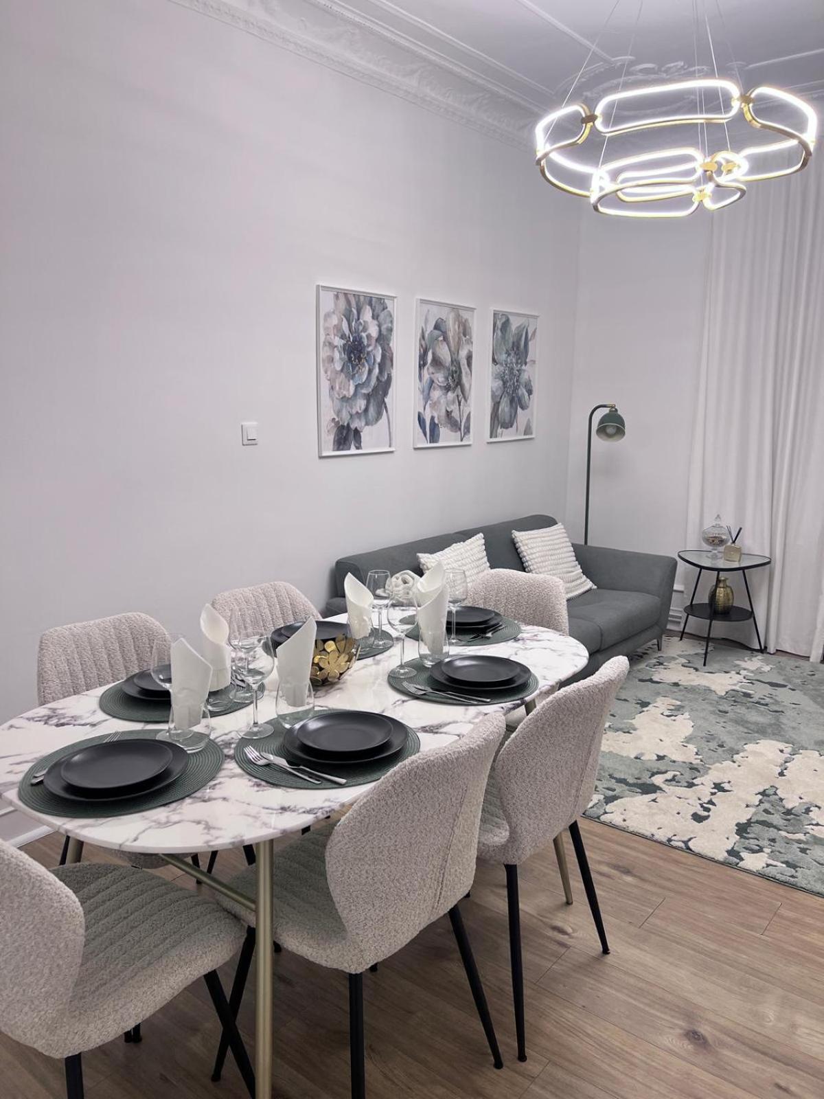 Le Rapp 6, De Standing 3 Chambres, 7 Personnes &1 Bebe, Cosy Et Familial Ultra Equipe Emplacement Ideal Proche Gare Centre Marches De Noel Quartier Tribunal Contades Appartement *