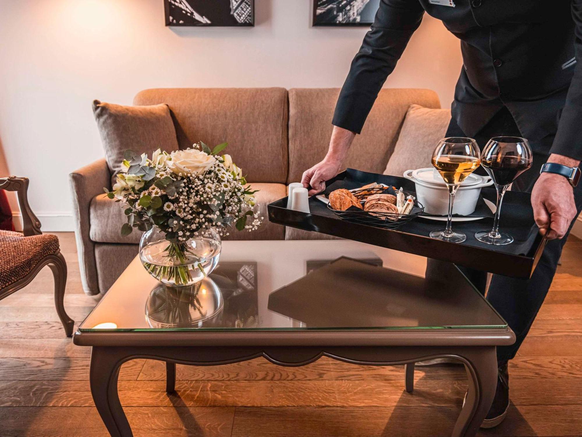 Hotel Cour Du Corbeau - Mgallery